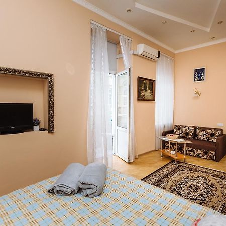 Apartments On Teatralna 26 Liov Exterior foto